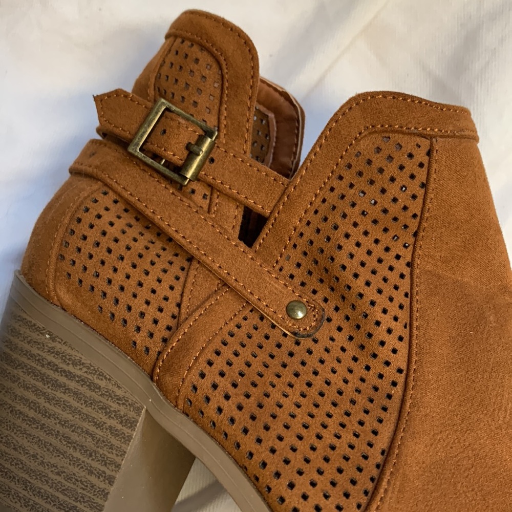 Charlotte Russe Booties - Picture 6 of 7